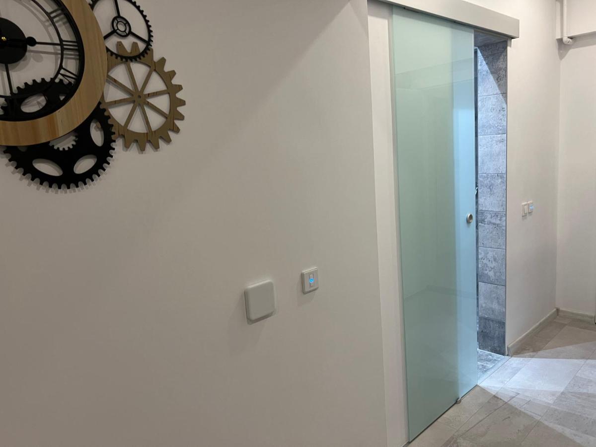 Fancy Penthouse Studio With Lakeview W10 布加勒斯特 外观 照片