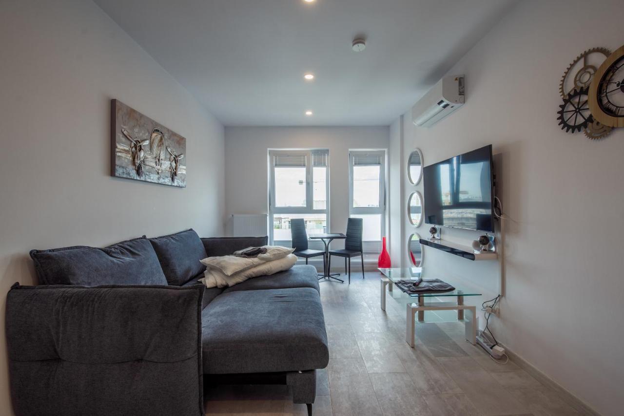 Fancy Penthouse Studio With Lakeview W10 布加勒斯特 外观 照片