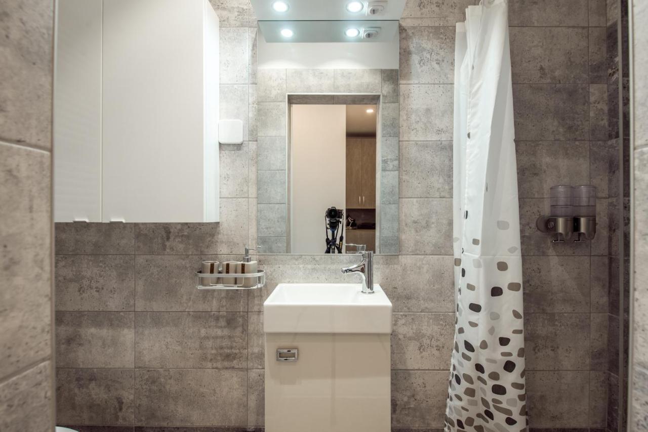 Fancy Penthouse Studio With Lakeview W10 布加勒斯特 外观 照片
